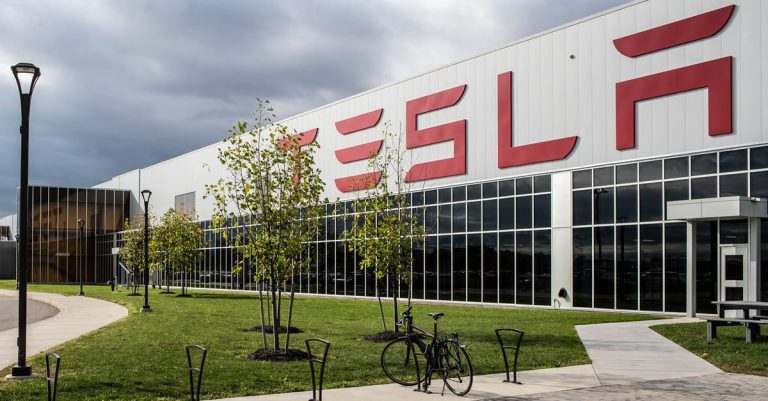 Tesla Genel Merkezini Texas’a Taşıyor