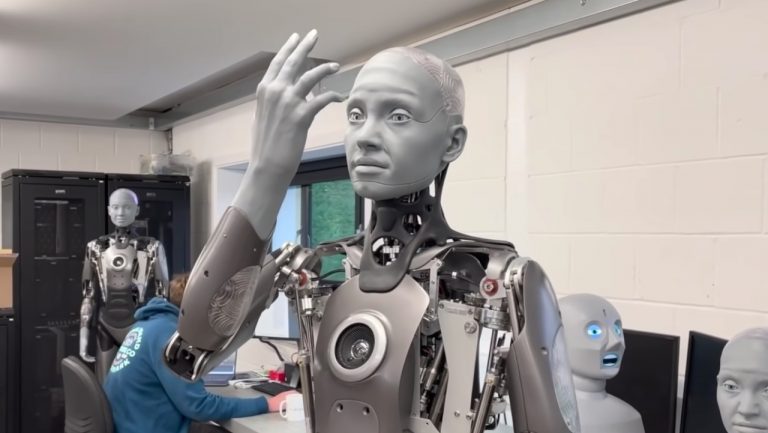 En Gerçekçi İnsansı Robot Ameca Tanıtıldı