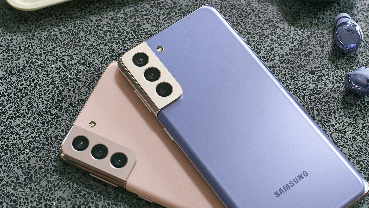 Samsung Yuvarlanıp Katlanabilen Ekran